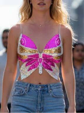 Britney Spears butterfly sequence 2000’s style top